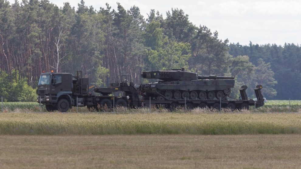 Tanky Leopard 2A4 prošly zkouškami, mohou být zařazeny do výzbroje české armády